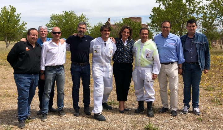 La ministra Teresa Ribera destaca la importante labor medioambiental del Apiario municipal de Leganés 