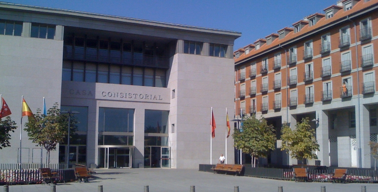 PSOE e IU presentan a ULEG una propuesta para aprobar el presupuesto municipal